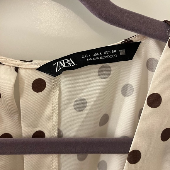 polka dot top - Picture 3 of 3